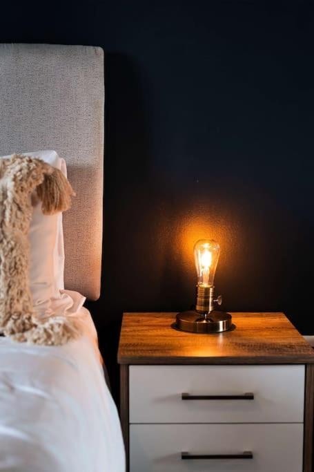Central Maidstone Contractor Flat Luaran gambar