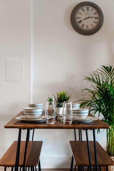 Central Maidstone Contractor Flat Luaran gambar